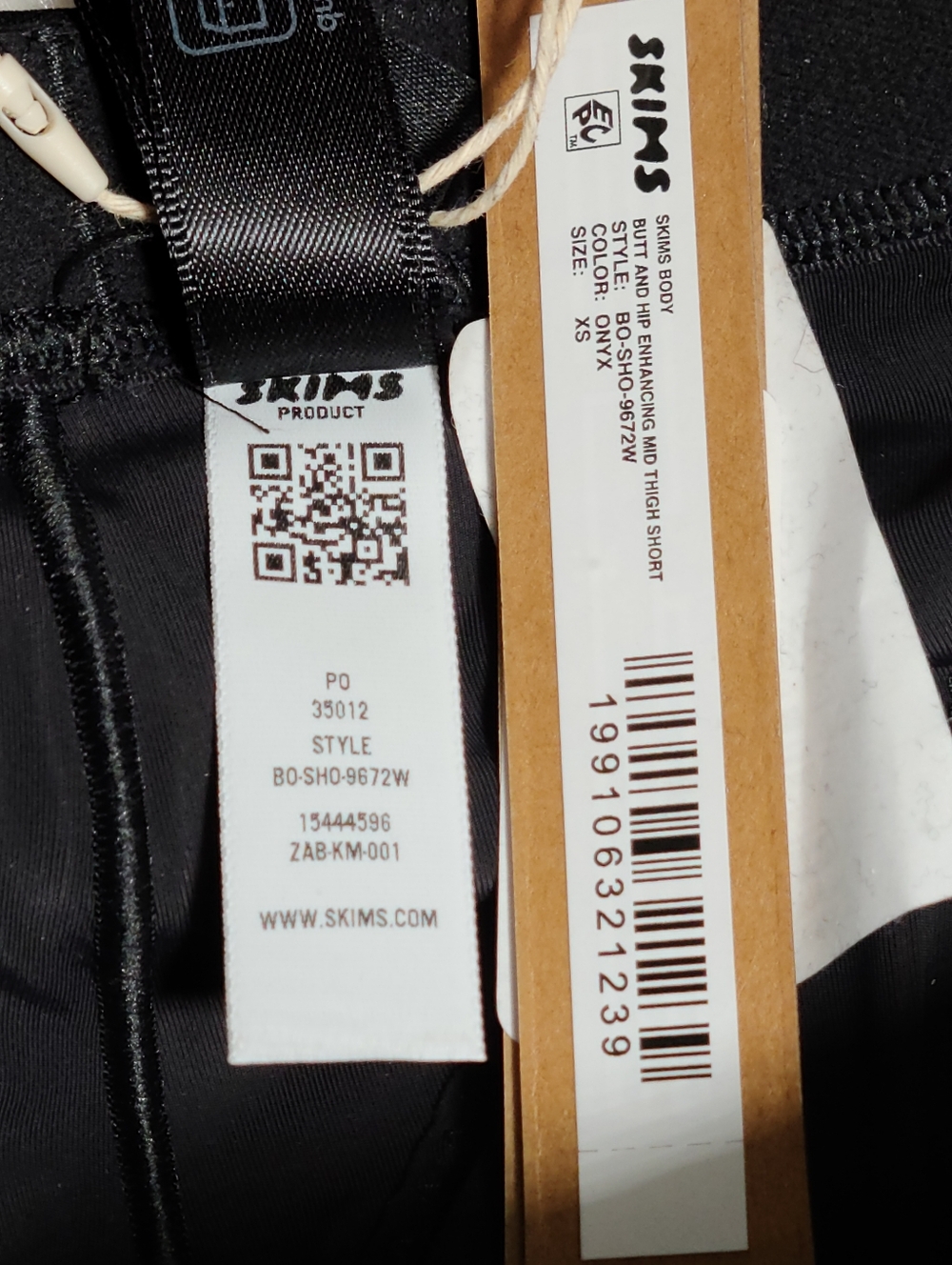SKIMS Body Butt And Hip Enhancing Mid Thigh Short Black Onyx Women X-Small NEW - Picture 8 of 8